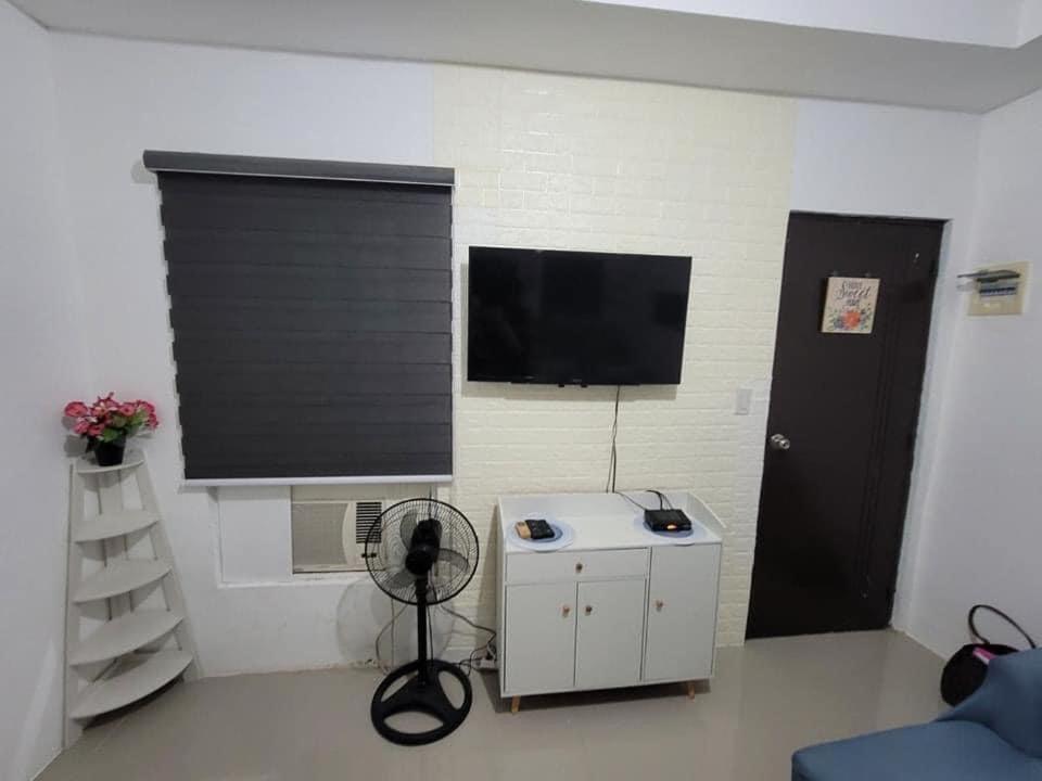Bella 1 Bed & Breakfast Cabanatuan City ภายนอก รูปภาพ
